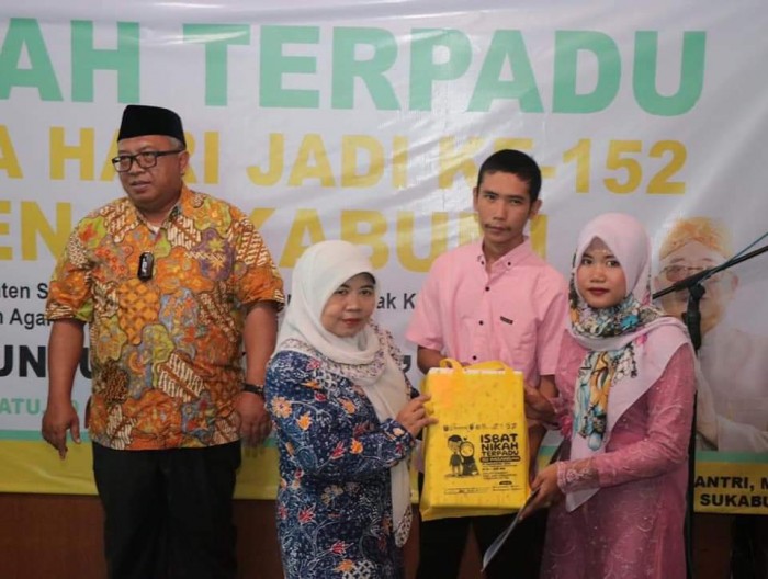 Disaksikan Bupati Sukabumi, 152 Pasangan Ikuti Isbat Nikah Terpadu di Masjid Agung Palabuhanratu