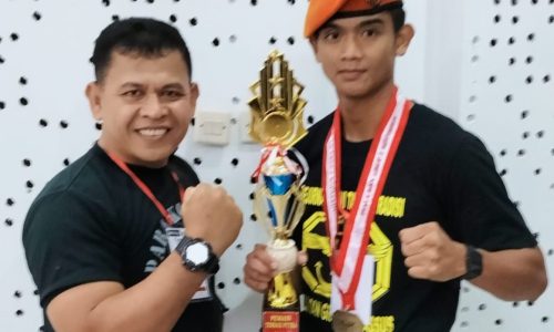 Petarung Prajurit Kopasgat Serda Rachmad Rizal Ghozali Raih Medali Emas pada Seleksi Nasional Muaythai Pelatnas Sea Games Kamboja